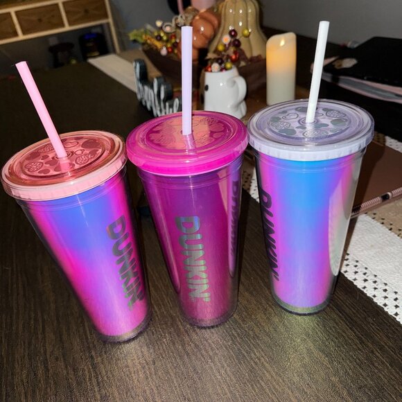 Dunkin Donuts 2024 Limited Edition Valentines Day Tumblers - Picture 1 of 1